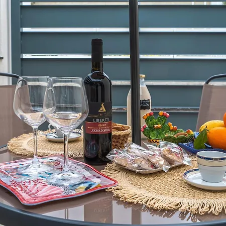 Benvenuti Al Sud أفولا